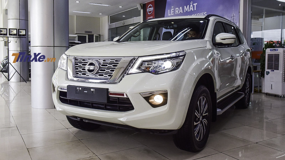 Sang tháng 12, phiên bản V của Nissan Terra vẫn được áp dụng giá ưu đãi giảm 100 triệu đồng Sang tháng 12, phiên bản V của Nissan Terra vẫn được áp dụng giá ưu đãi giảm 100 triệu đồng