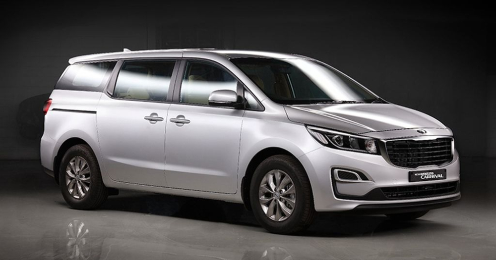 Ngoại thất của Kia Grand Carnival nhập Việt Nam không khác gì so với phiên bản nhập Hàn chỉ trừ mâm hợp kim 18 inch kèm lốp 235/60R18 Ngoại thất của Kia Grand Carnival nhập Việt Nam không khác gì so với phiên bản nhập Hàn chỉ trừ mâm hợp kim 18 inch kèm lốp 235/60R18