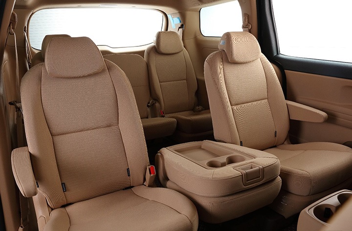 Nội thất của Kia Grand Carnival bản nhập Việt Nam có tới 4 hàng ghế và 11 chỗ ngồi Nội thất của Kia Grand Carnival bản nhập Việt Nam có tới 4 hàng ghế và 11 chỗ ngồi