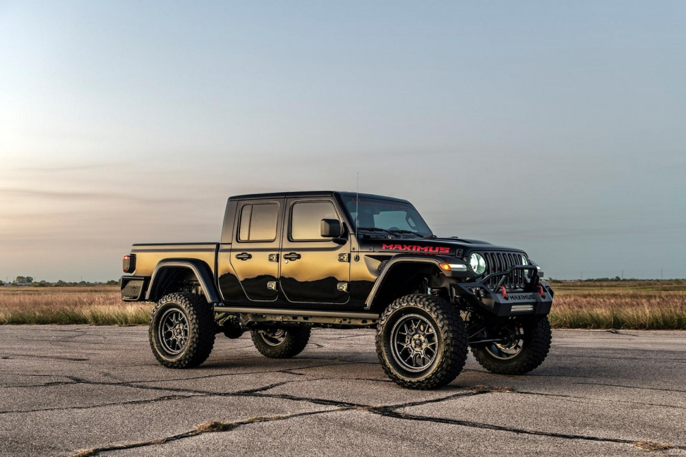 Dáng vẻ bên ngoài của Jeep Gladiator Maximus 1000 Dáng vẻ bên ngoài của Jeep Gladiator Maximus 1000