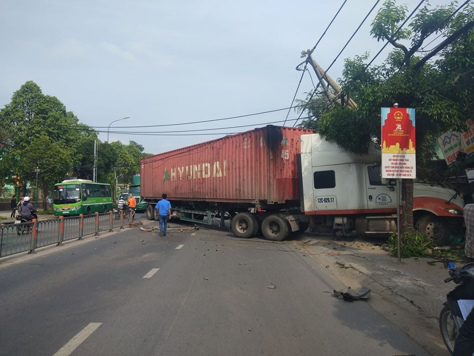 Hiện trường vụ tai nạn tại huyện Củ Chi