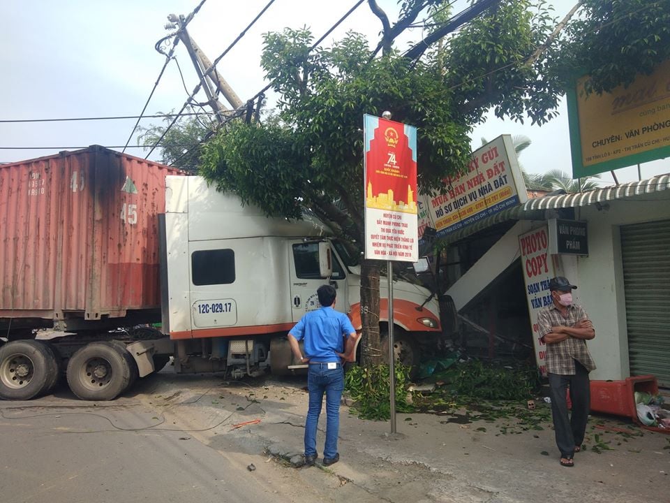 Không có thương vong về người trong vụ tai nạn