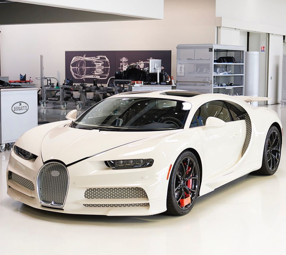 Chiếc Bugatti Chiron độc nhất v&ocirc; nhị của triệu ph&uacute; người Mỹ