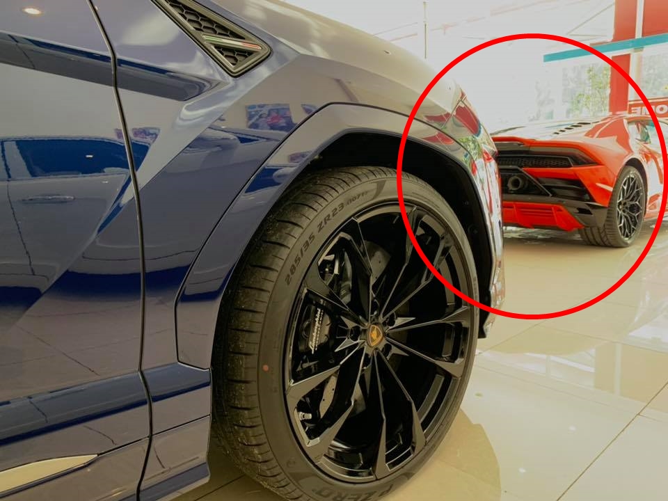 Lamborghini Huracan Evo 2020 là phiên bản nâng cấp giữa vòng đời Lamborghini Huracan Evo 2020 là phiên bản nâng cấp giữa vòng đời