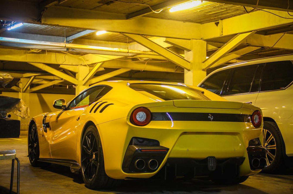 Giá xe Ferrari F12tdf hiện tại hơn 800.000 đô la cho những mẫu xe đã qua sử dụng Giá xe Ferrari F12tdf hiện tại hơn 800.000 đô la cho những mẫu xe đã qua sử dụng