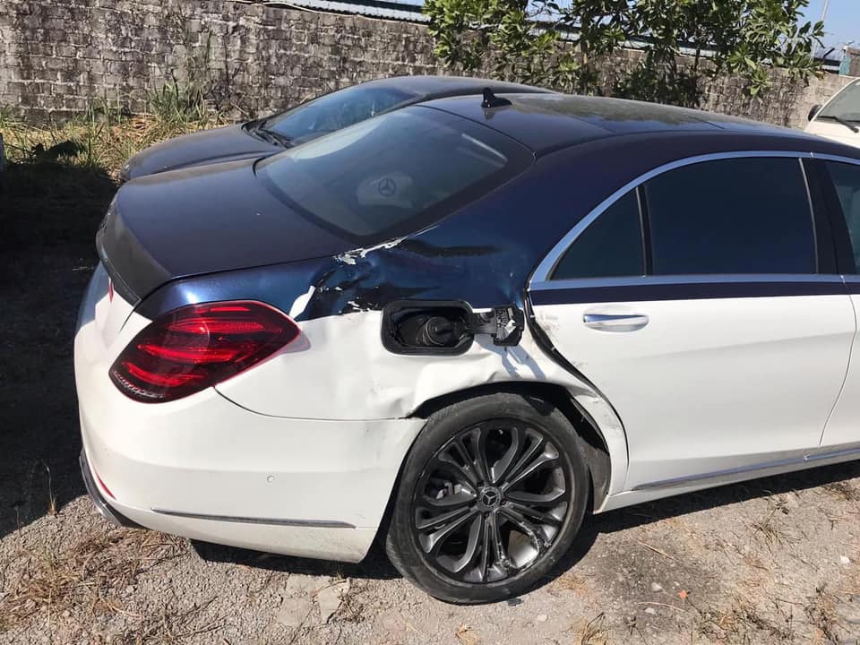 Cận cảnh thiệt hại của chiếc Mercedes-Benz S450