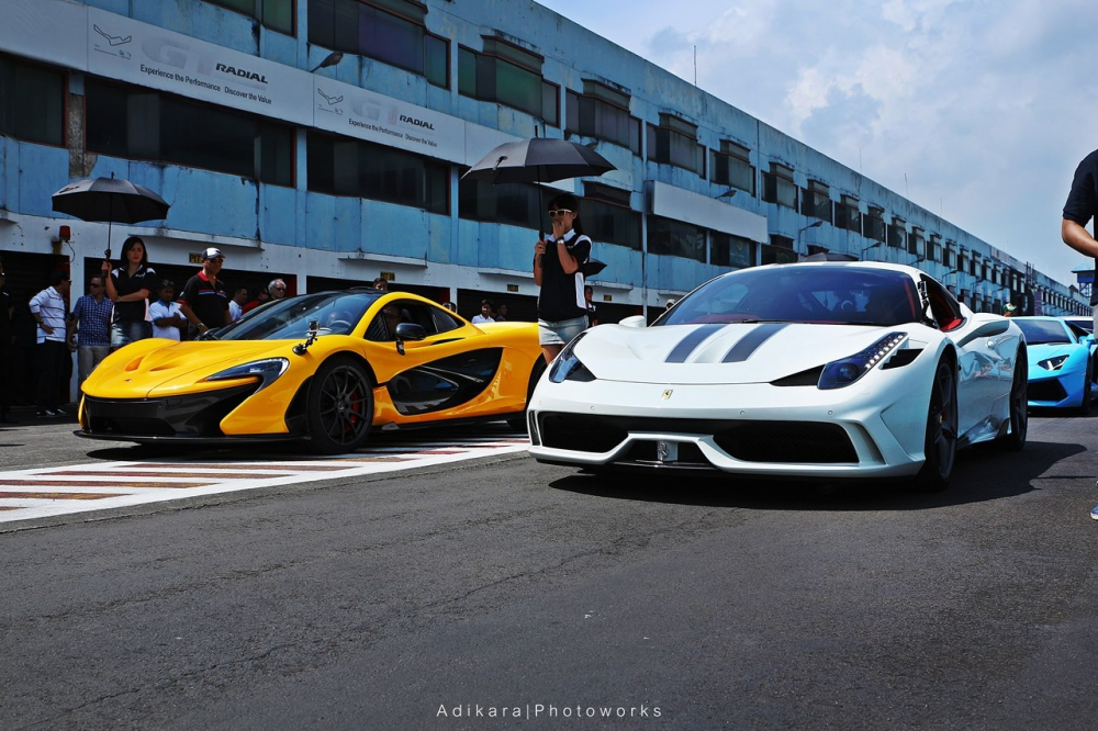 McLaren P1 lúc mới đến Indonesia