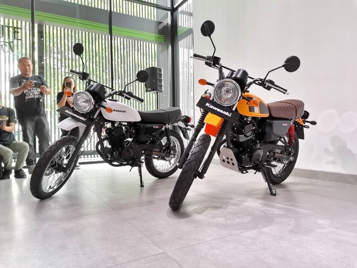 Phi&ecirc;n bản mới mang nhiều thay đổi về trang bị so với Kawasaki W175 trước đ&acirc;y