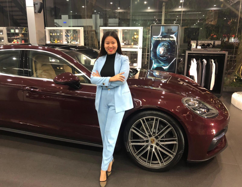 Chiếc Porsche Panamera mà anh Tuấn tặng cho vợ