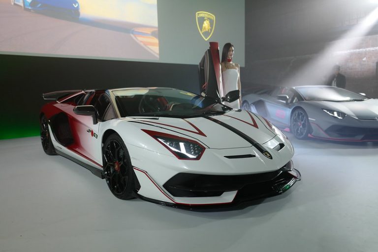 Chỉ có đúng một chiếc siêu xe Lamborghini Aventador SVJ Roadster phiên bản Kabuki ở Nhật Bản Chỉ có đúng một chiếc siêu xe Lamborghini Aventador SVJ Roadster phiên bản Kabuki ở Nhật Bản