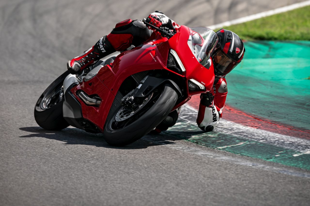 Ducati Panigale V2