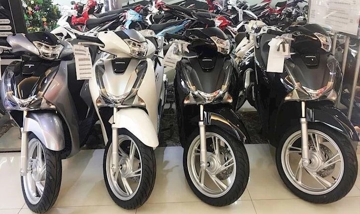 Giá xe Honda SH 150i ABS 2019 cao hơn đến 8 triệu đồng so với Honda SH 150i ABS thế hệ mới Giá xe Honda SH 150i ABS 2019 cao hơn đến 8 triệu đồng so với Honda SH 150i ABS thế hệ mới