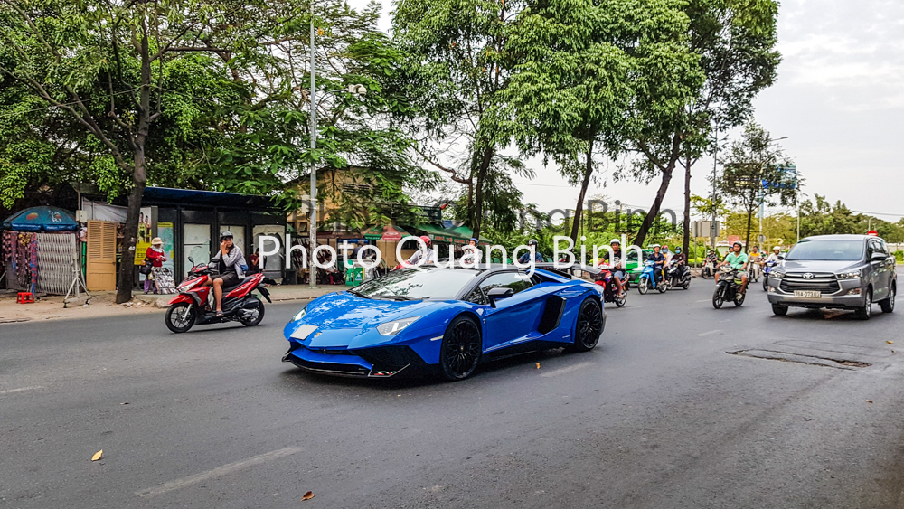 Lamborghini Aventador LP750-4 SV mui trần chỉ c&oacute; 500 chiếc tr&ecirc;n thế giới