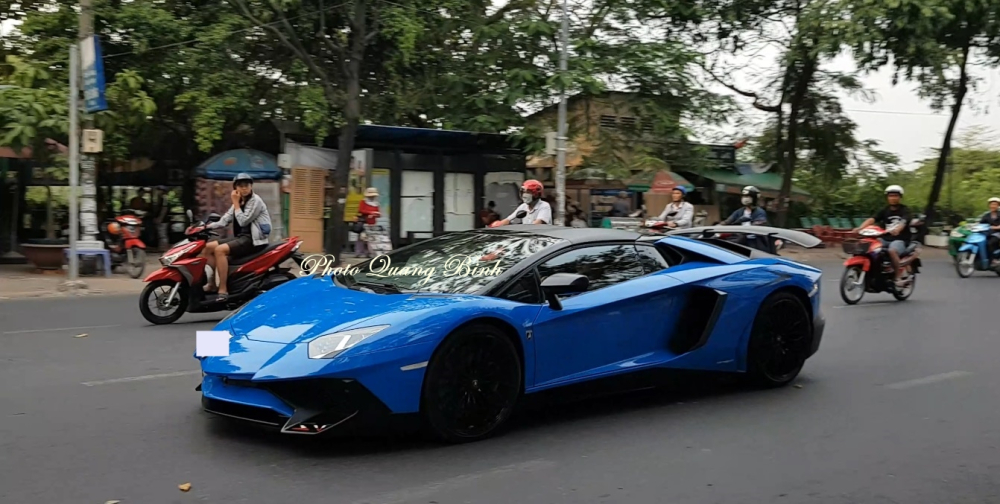 Lamborghini Aventador LP750-4 SV Roadster m&agrave;u xanh Lemans mới xuất hiện tại Việt Nam từng thuộc sở hữu của một doanh nh&acirc;n ở Đức