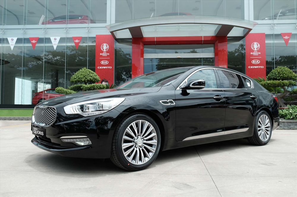 Kia Quoris hay c&ograve;n được biết đến c&aacute;i t&ecirc;n K9 cũng c&oacute; ưu đ&atilde;i tới 50 triệu đồng
