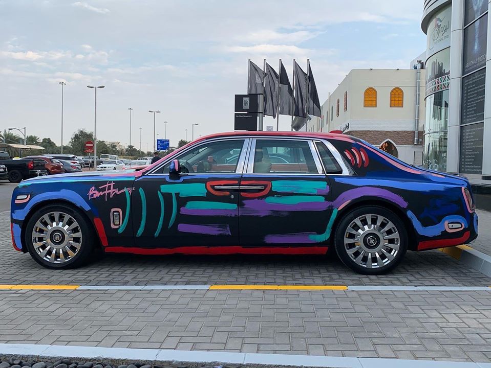Vẻ đẹp nhìn từ bên hông của Rolls-Royce Phantom thế hệ thứ 8 do Bradley Theodore vẽ Vẻ đẹp nhìn từ bên hông của Rolls-Royce Phantom thế hệ thứ 8 do Bradley Theodore vẽ