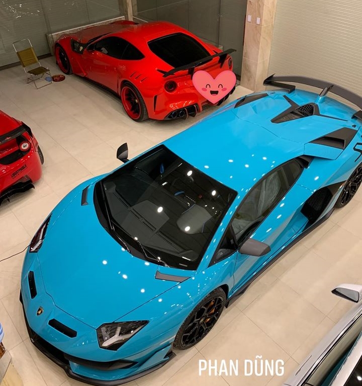 Lamborghini Aventador SVJ độc nhất Việt Nam lộ diện với màu sơn xanh Blu Glauco