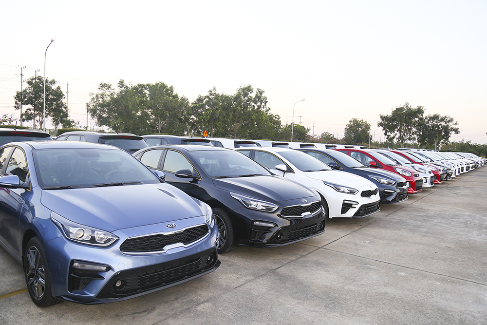 KIA Cerato phi&ecirc;n bản Deluxe được lựa chọn để xuất khẩu sang Myanmar.