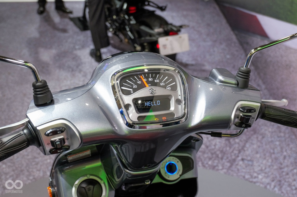 Mặt đồng hồ của Suzuki Saluto 125