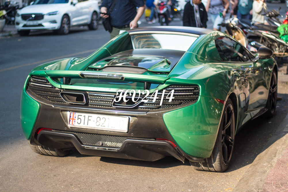 Nguyên bản, siêu xe McLaren 650S Spider được trang bị động cơ V8, tăng áp kép, dung tích 3.8 lít, sản sinh công suất tối đa 641 mã lực tại vòng tua máy 7.250 vòng/phút và mô-men xoắn cực đại 678 Nm tại vòng tua máy 6.000 vòng/phút.