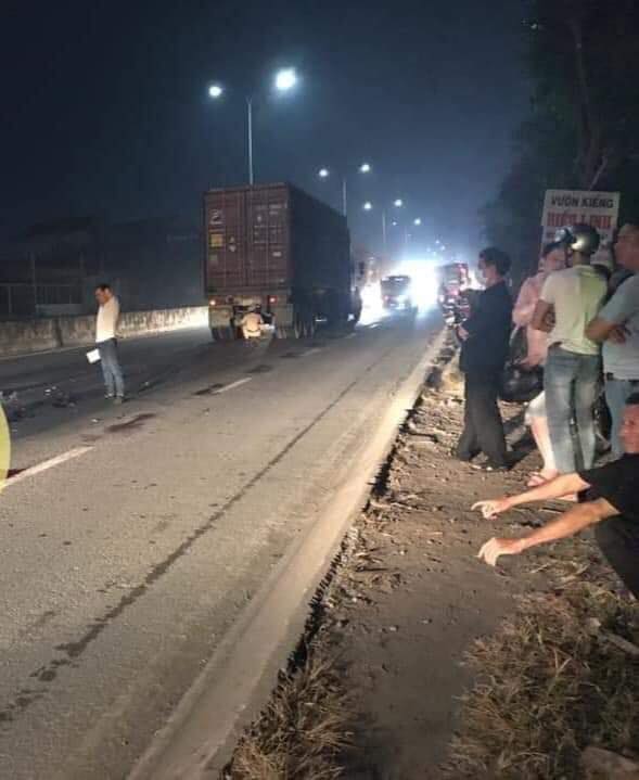 Hiện trường vụ tai nạn trên đường Võ Nguyên Giáp Hiện trường vụ tai nạn trên đường Võ Nguyên Giáp
