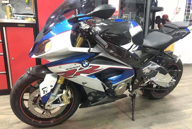 Chiếc BMW S1000RR bị mất cắp trị giá hơn nửa tỷ đồng Chiếc BMW S1000RR bị mất cắp trị giá hơn nửa tỷ đồng