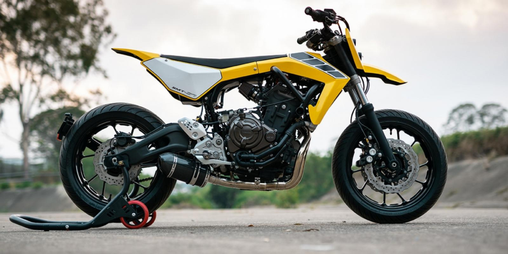 Yamaha MT-07 độ Supermoto