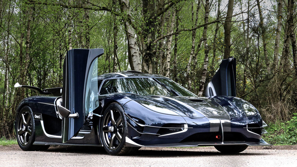 Chiếc siêu xe Koenigsegg One:1 đang được rao bán tại Anh Chiếc siêu xe Koenigsegg One:1 đang được rao bán tại Anh