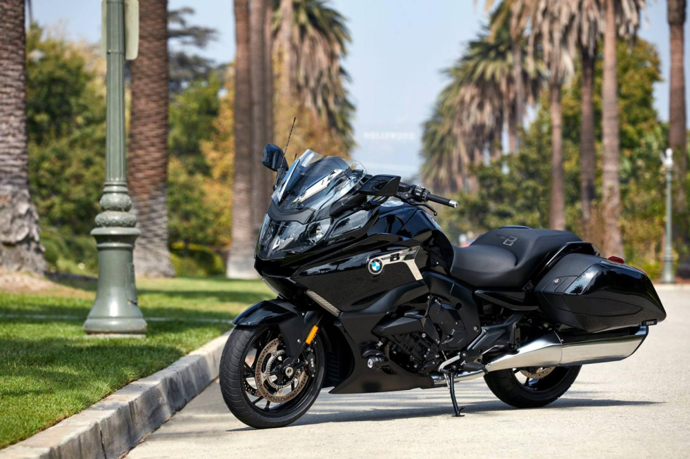 Gi&aacute; xe BMW K1600 nằm trong khoảng từ 1,089 đến 1,289 tỷ đồng