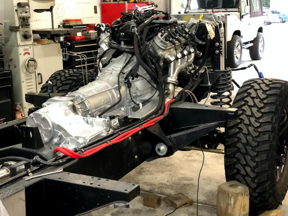 Hệ thống m&aacute;y m&oacute;c động cơ của xe
