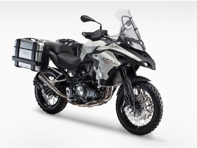 Adventure Benelli TRK502X sẽ được thừa hưởng khối động cơ 800cc của Leoncino 800