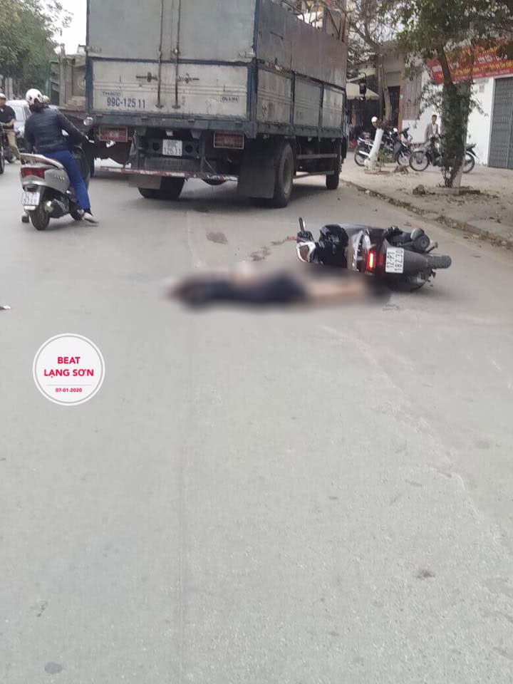 Hiện trường vụ tai nạn thương t&acirc;m