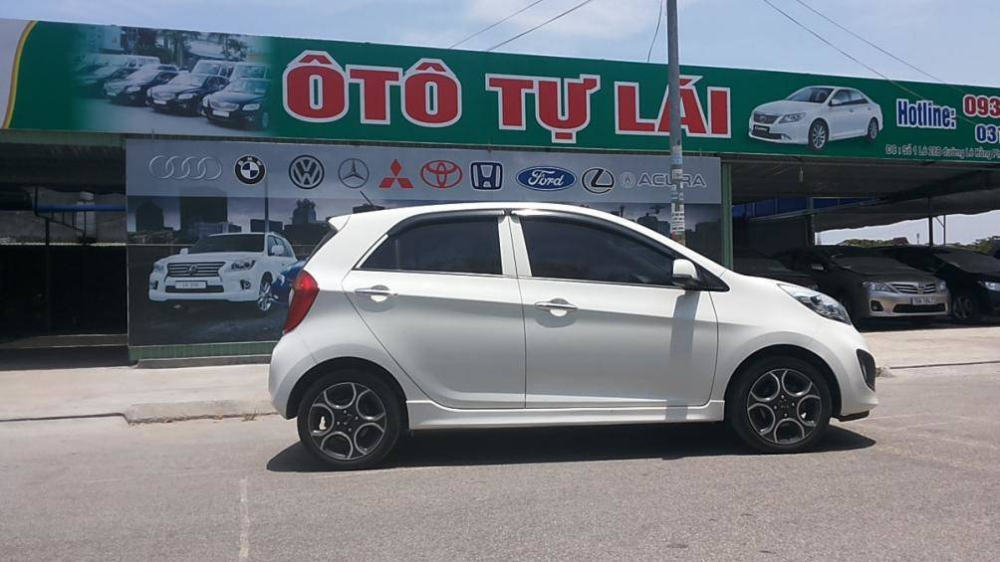 Thời điểm cận Tết, nhu cầu thuê xe tự lái trên thị trường càng tăng cao
