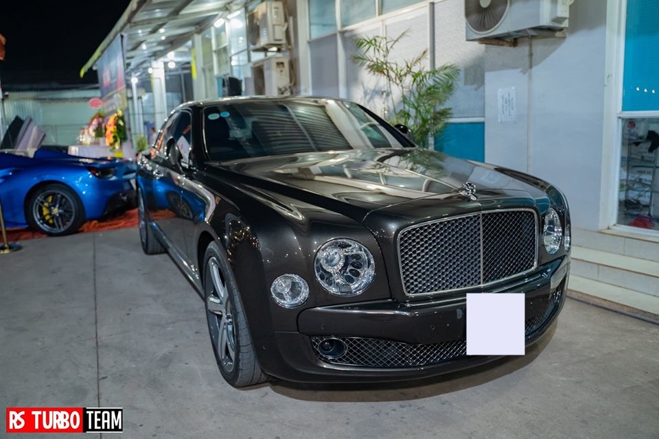 Xe si&ecirc;u sang Bentley Mulsanne