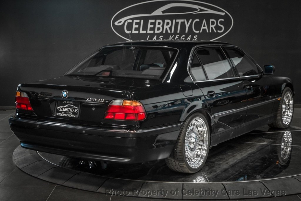 Chiếc BMW 7-Series khét tiếng từng được rao bán vài lần