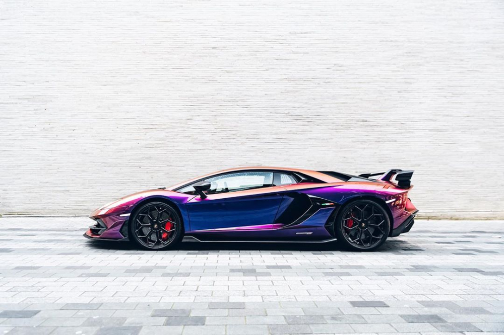 &Yacute; tưởng tạo ra một chiếc si&ecirc;u xe Lamborghini Aventador SVJ đặc biệt n&agrave;y của chủ xe đến từ việc anh muốn tri &acirc;n người bạn đ&atilde; khuất của m&igrave;nh l&agrave; Ryan O&rsquo;Carroll 