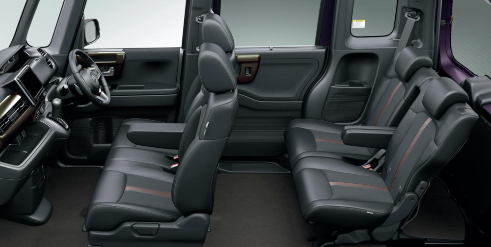 Nội thất của Honda N-Box bản Custom Nội thất của Honda N-Box bản Custom