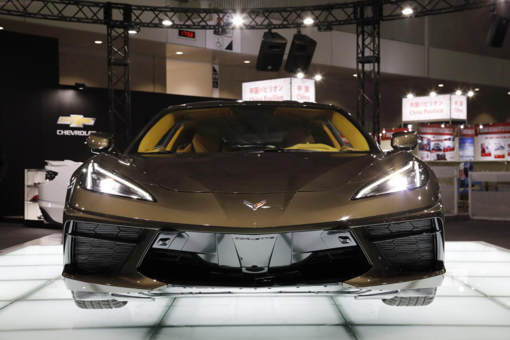 Triển lãm xe Tokyo Auto Salon 2020 đang diễn ra đã quy tụ không ít những mẫu siêu xe hiếm cho đến các mẫu xe mới Triển lãm xe Tokyo Auto Salon 2020 đang diễn ra đã quy tụ không ít những mẫu siêu xe hiếm cho đến các mẫu xe mới ra lò trên thế giới. 1 trong số đó có cái tên rất đáng chú ý là Chevrolet Corvette Stingray thế hệ thứ 8.
