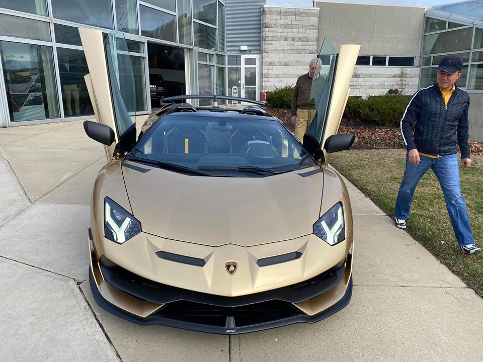 Người Việt tậu siêu xe Lamborghini Aventador SVJ Roadster chỉ có 800 chiếc trên thế giới Người Việt tậu siêu xe Lamborghini Aventador SVJ Roadster chỉ có 800 chiếc trên thế giới