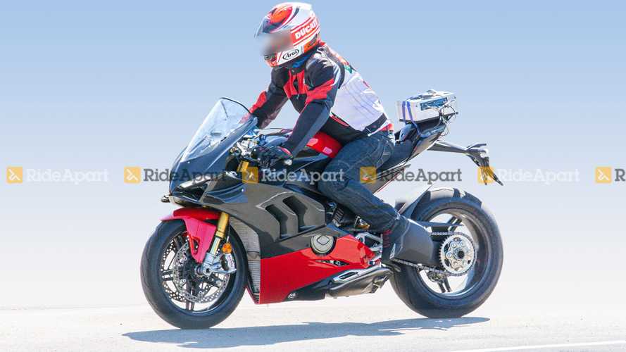 Ducati Panigale V4 Superleggera chạy thử nghiệm