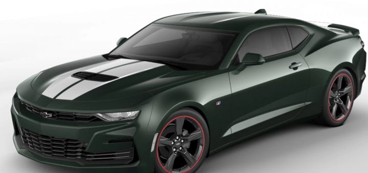 Theo Chevrolet, bộ áo này là màu sơn mang tính biểu tượng dòng xe của hãng trong những năm 60 của thế kỷ trước. Đi cùng với phối màu này là bộ mâm năm chấu màu bạc hoặc màu đen, trên phiên bản cao cấp SS sẽ được trang bị thêm viền mâm màu đỏ. Bên trong, nội thất của những chiếc Chevrolet Camaro Heritage Edition Coupe sẽ được bọc da màu đen Jet, trong khi phiên bản mui xếp sẽ được bọc da màu be, tất cả đều được trang bị ghế Kalahari đặc trưng của Camaro. Theo Chevrolet, bộ áo này là màu sơn mang tính biểu tượng dòng xe của hãng trong những năm 60 của thế kỷ trước. Đi cùng với phối màu này là bộ mâm năm chấu màu bạc hoặc màu đen, trên phiên bản cao cấp SS sẽ được trang bị thêm viền mâm màu đỏ. Bên trong, nội thất của những chiếc Chevrolet Camaro Heritage Edition Coupe sẽ được bọc da màu đen Jet, trong khi phiên bản mui xếp sẽ được bọc da màu be, tất cả đều được trang bị ghế Kalahari đặc trưng của Camaro.