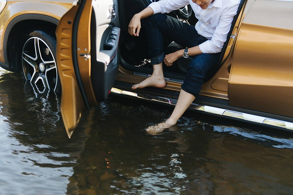 Kinh nghiệm lái xe tránh bị thủy kích Kinh nghiệm lái xe tránh bị thủy kích