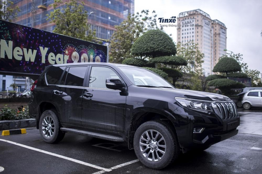 Toyota Land Cruiser Prado thế hệ mới c&oacute; thể sẽ ra mắt sau Land Cruiser 2021