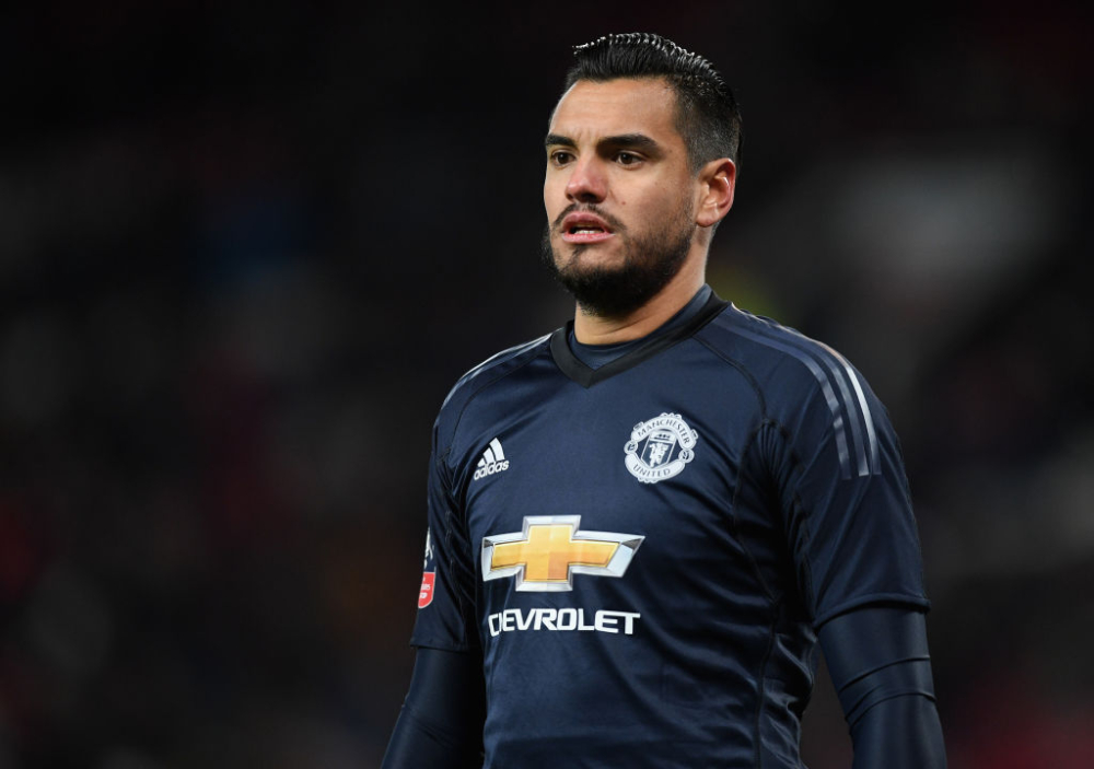 Ch&acirc;n dung thủ m&ocirc;n Sergio Romero