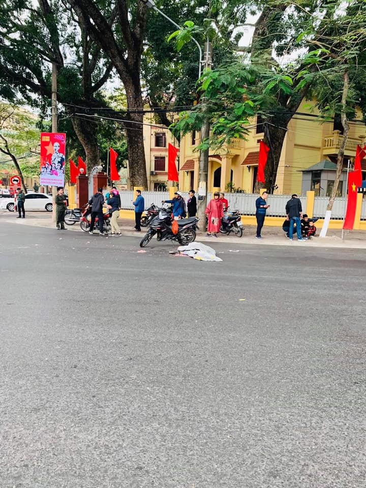 Vụ tai nạn xảy ra tại ng&atilde; tư L&ecirc; Đại H&agrave;nh của th&agrave;nh phố Hải Ph&ograve;ng