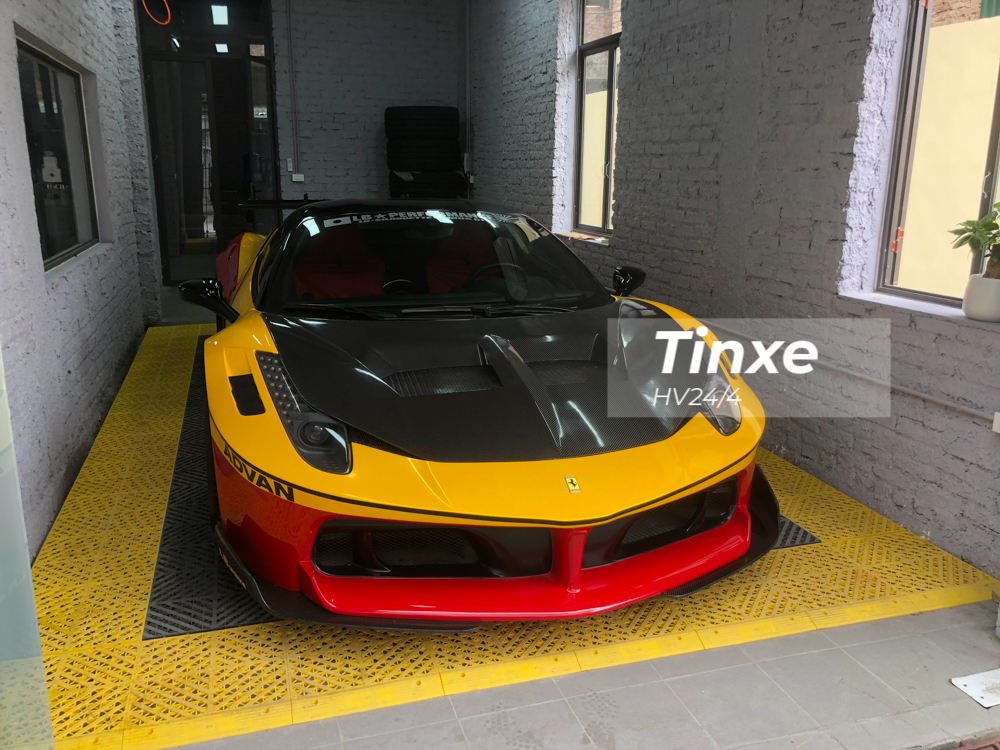 Hiện đây là chiếc Ferrari 458 Italia độ Liberty Walk thứ 2 tại Việt Nam Hiện đây là chiếc Ferrari 458 Italia độ Liberty Walk thứ 2 tại Việt Nam