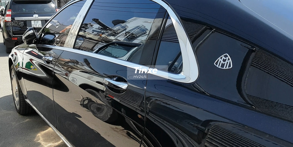 Xe siêu sang Mercedes-Maybach S650 2019 sử dụng động cơ Xe siêu sang Mercedes-Maybach S650 2019 sử dụng động cơ khủng, V12, tăng áp kép, dung tích 6.0 lít, tạo ra công suất tối đa 630 mã lực tại vòng tua máy 5.000 vòng/phút và mô-men xoắn cực đại 1.000 Nm tại dải vòng tua máy 2.300 đến 4.200 vòng/phút.