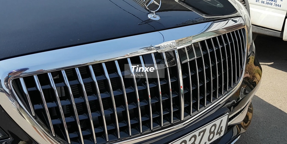 Chiếc xe siêu sang Mercedes-Maybach S650 2019 của doanh nhân Hà Nam thuộc bản nâng cấp với sự thay đổi dễ nhận ra nhất chính là lưới tản nhiệt với các thanh nan dọc Chiếc xe siêu sang Mercedes-Maybach S650 2019 của doanh nhân Hà Nam thuộc bản nâng cấp với sự thay đổi dễ nhận ra nhất chính là lưới tản nhiệt với các thanh nan dọc