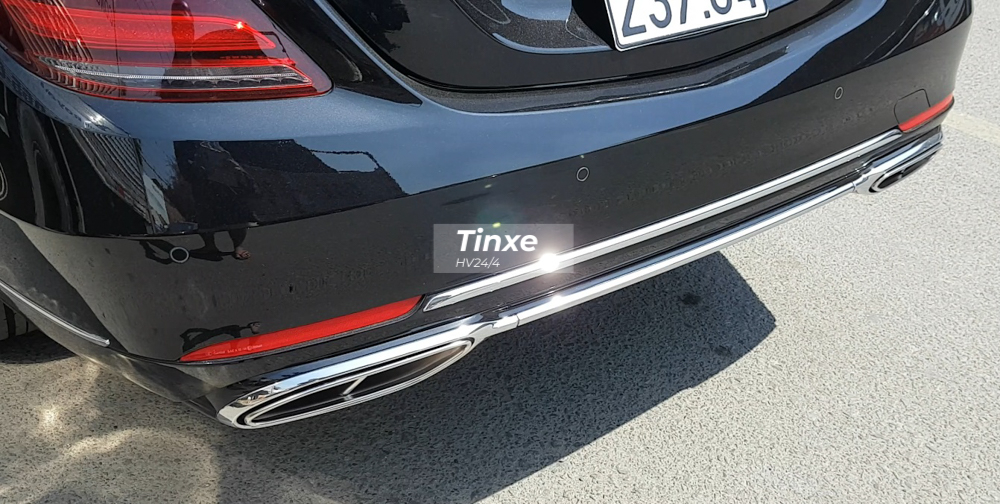 Thanh nẹp cản va sau hay chụp ống xả kép của Mercedes-Maybach S650 2020 được mạ crôm hoàn toàn Thanh nẹp cản va sau hay chụp ống xả kép của Mercedes-Maybach S650 2020 được mạ crôm hoàn toàn