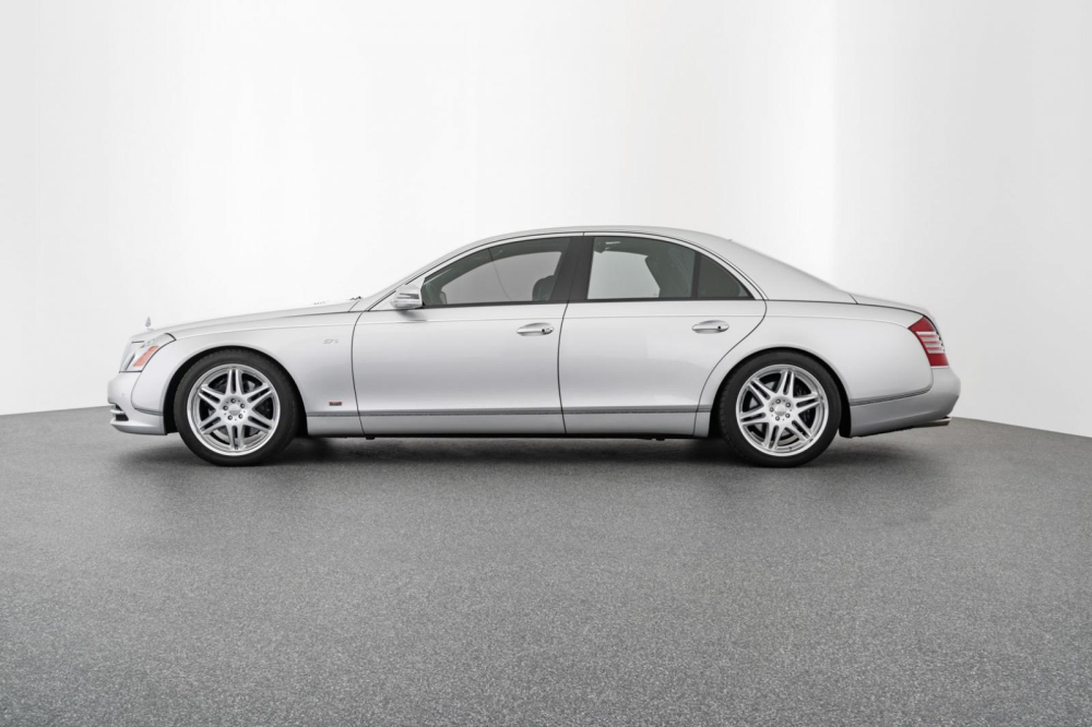 Chiếc Maybach 57S được trang bị vành 21 inch